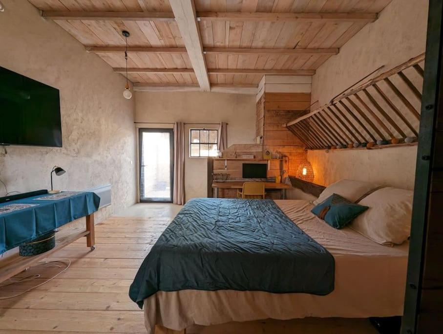 Logement - Studio Independant A Pérouges Buitenkant foto