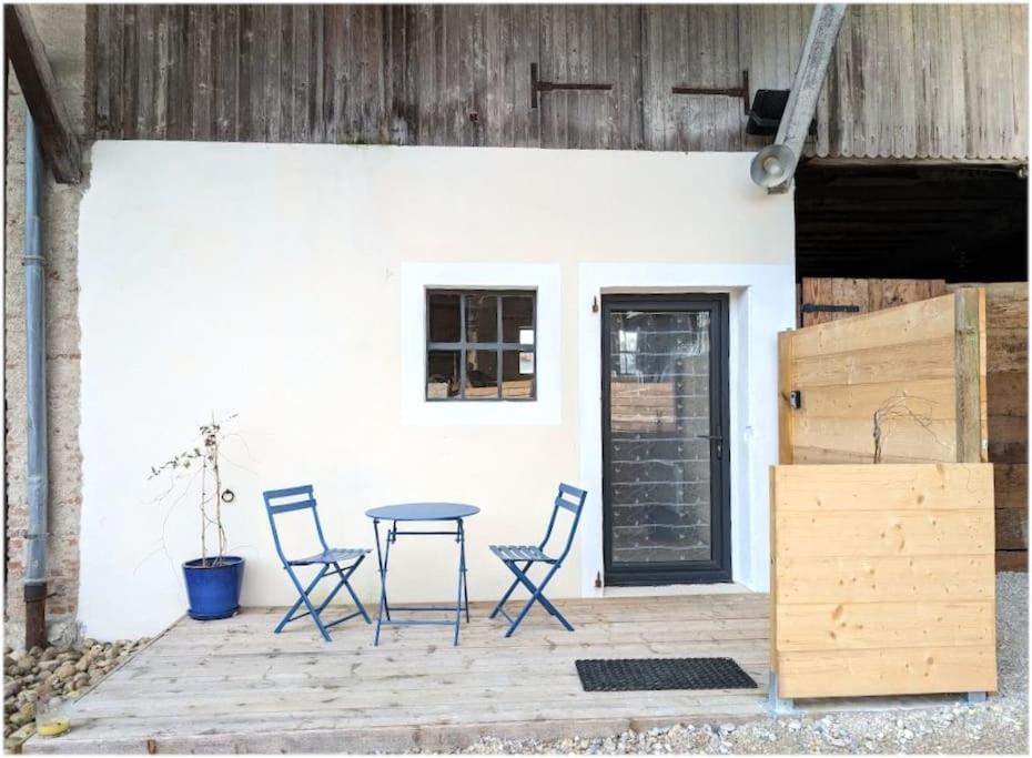 Logement - Studio Independant A Pérouges Buitenkant foto