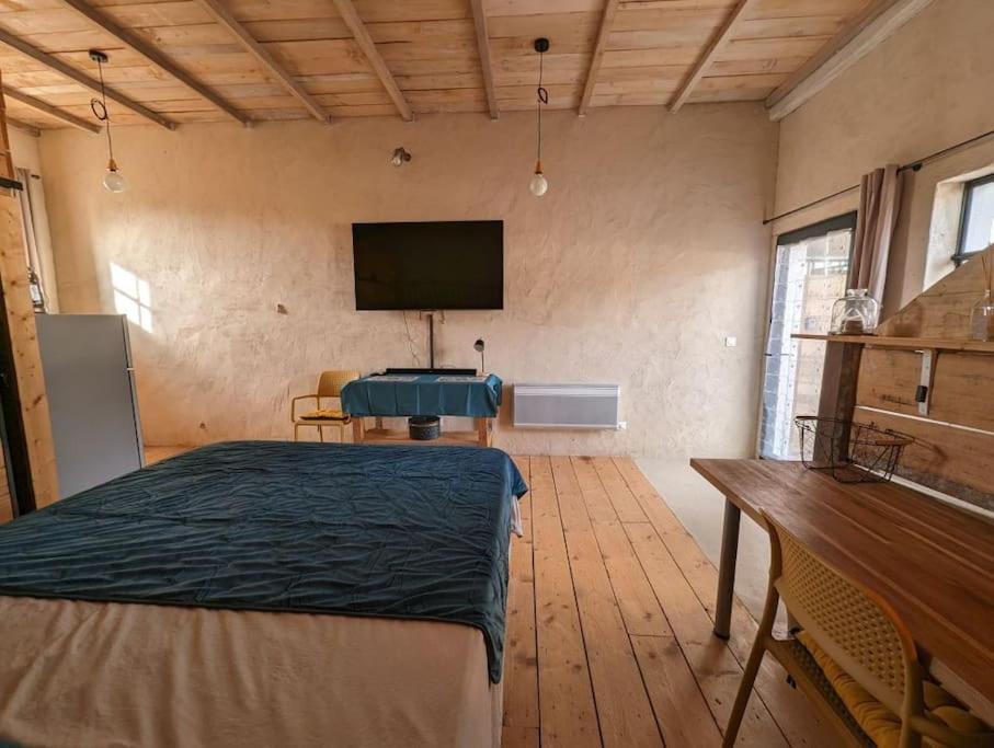 Logement - Studio Independant A Pérouges Buitenkant foto